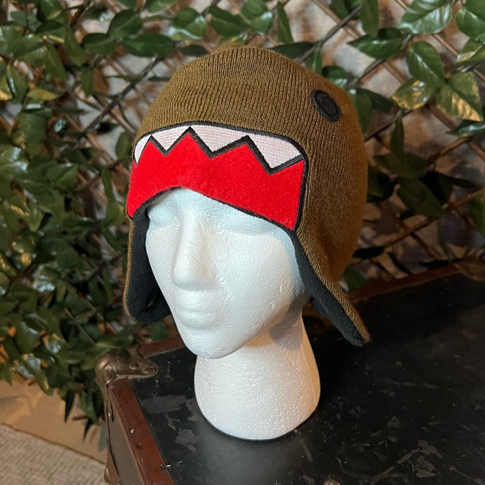 2010’s Domo Hat w/ tags